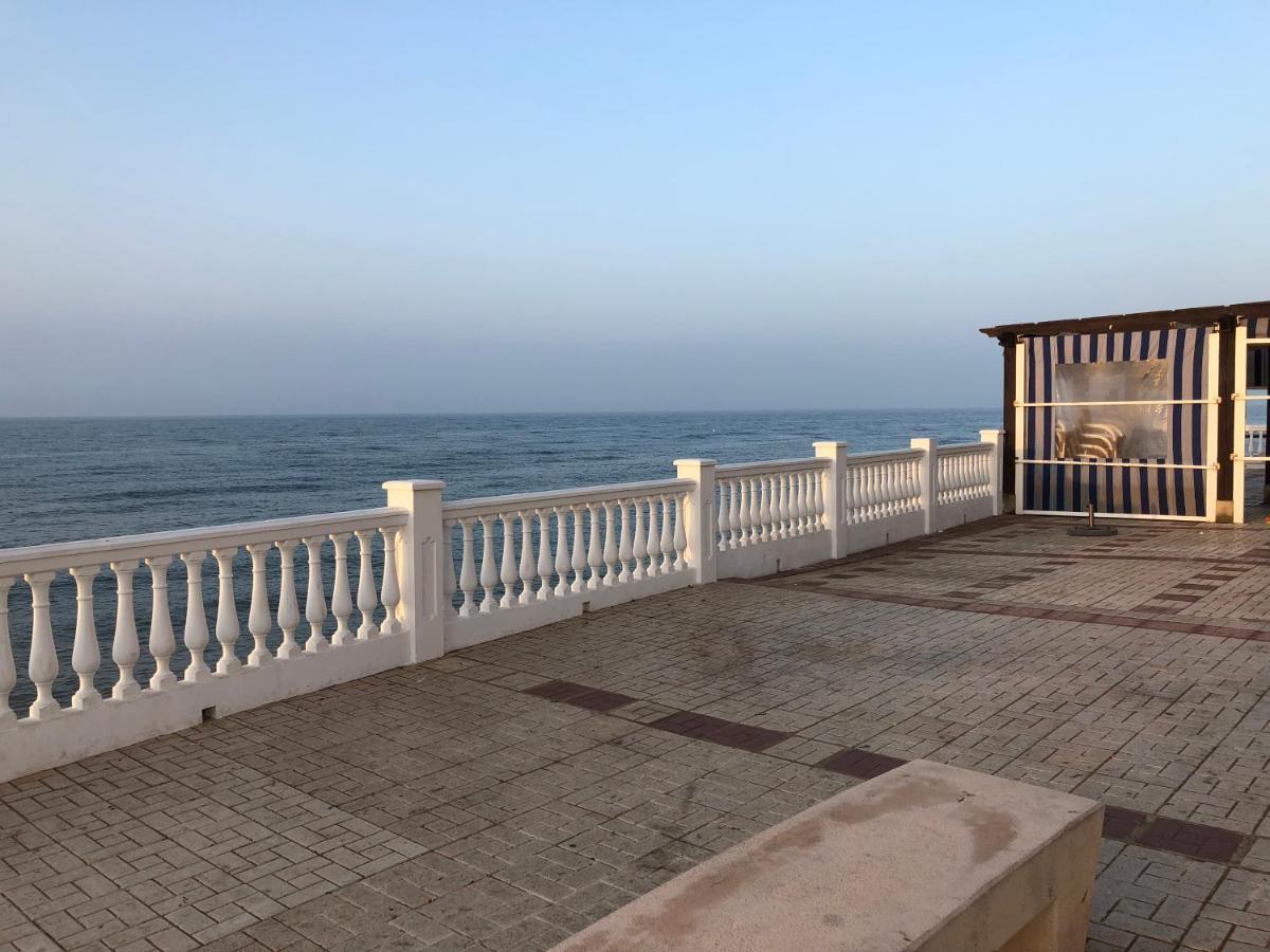 Ribera Playa Alhamar Apartment Sitio de Calahonda ภายนอก รูปภาพ