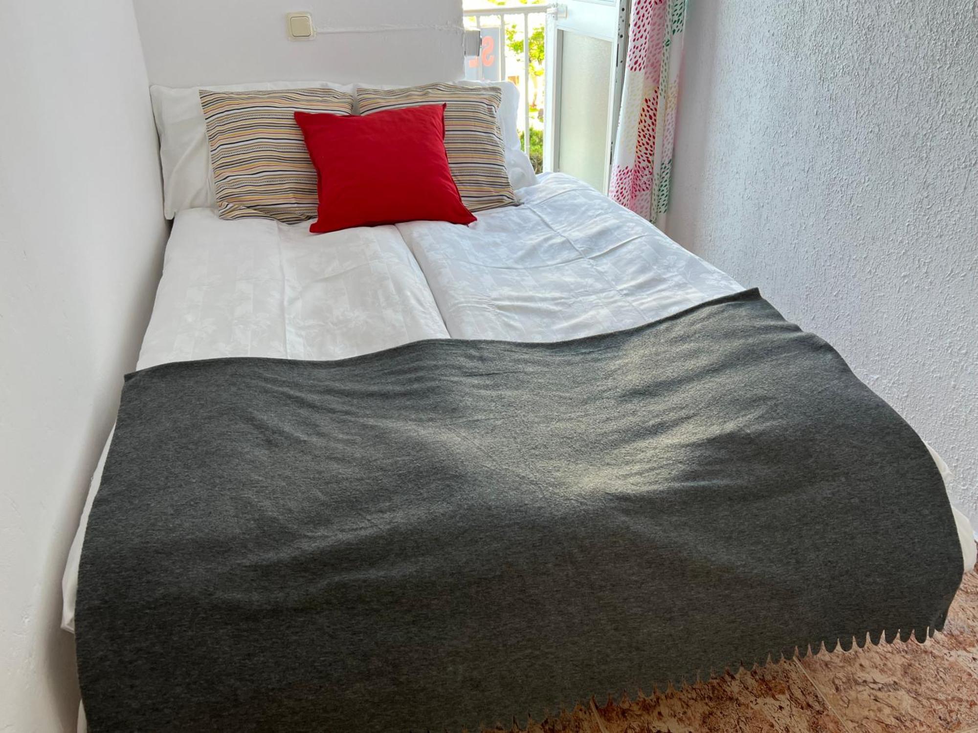 Ribera Playa Alhamar Apartment Sitio de Calahonda ภายนอก รูปภาพ
